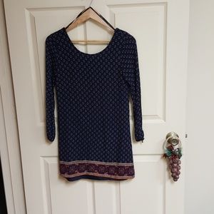 Multicolored tunic with low back